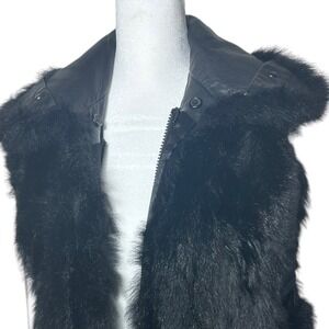 Excellent Condition Andrew Marc New Zealand opossum black & Leather and …